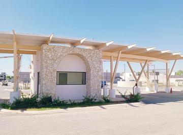 Casa · 256m² · 3 Recámaras · 2 Estacionamientos · Casa en Venta en Los Portales Torreon Coah.