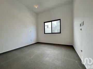 Casa · 200m² · 3 Recámaras · 1 Estacionamiento · Renta Casa Aqua Residencial