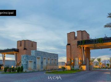 Terreno / Lote · 356m² · Lote en Venta en La Cava Residencial Gomez Palacio Dgo.