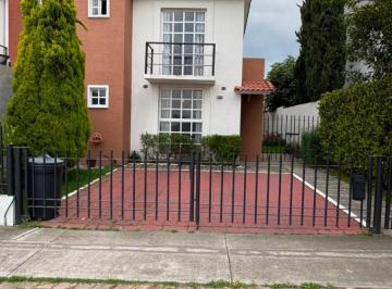 Casa en condominio de 2 habitaciones, Calimaya · Casa en Renta en Villas del Campo
