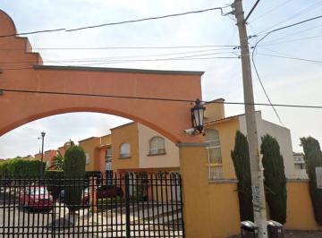 Casa en condominio de 3 habitaciones, Corregidora · Casa en Condominio Activo Bancario en Fracc. Misión de Santiago