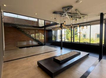 Casa de 3 habitaciones, León · Casa en Venta en La Hacienda Residencial y Golf con Vista Al Campo