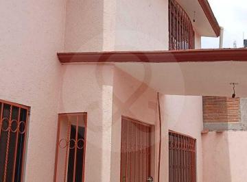 Casa · 175m² · 3 Recámaras · 2 Estacionamientos · Casa en Venta en Santa Anita La Bolsa
