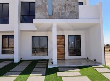 Casa en condominio · 130m² · 3 Recámaras · 2 Estacionamientos · Casa en Condominio en Venta en Fuentes del Valle