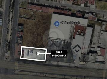 Local comercial · 2357m² · 50 Estacionamientos · Local en Renta en 14 de Diciembre