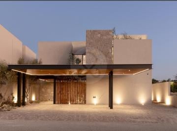 Casa · 425m² · 3 Recámaras · 2 Estacionamientos · Casa en Venta en Altozano El Nuevo Querétaro