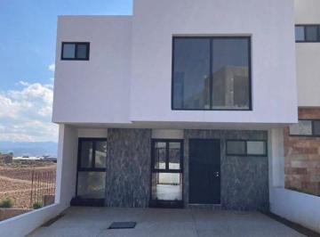 Casa en condominio de 3 habitaciones, Morelia · Altozano Morelia Casa Nueva Oportunidad de $4,850,000 en $4,650,000 Excelente Calidad Dconstruccion