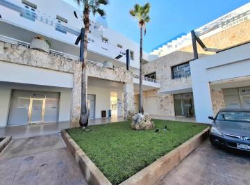 Oficina · 60m² · 2 Recámaras · 1 Estacionamiento · Oficina en Renta en Playa del Carmen