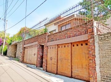 Casa de 4 habitaciones, Tlalpan · Casa Al Sur de La Ciudad, con Muchos Espacios y Lugars Donde Tener La Mejor Convivencia Familiar.