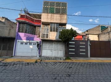 Casa · 182m² · 4 Recámaras · 1 Estacionamiento · Casa en Venta, La Palomas, Toluca, Estado de México. - (4)