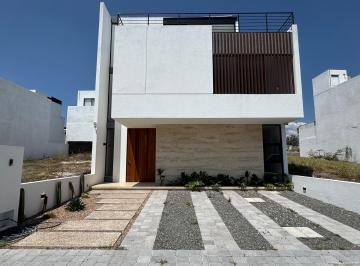 Casa en condominio · 250m² · 4 Recámaras · 2 Estacionamientos · Casa Nueva en Grand Preserve Juriquilla - (4)