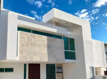 Casa de 4 habitaciones, Querétaro · Casa en Venta de 3 Niveles con Roof Garden - Lomas de Juriquilla Queretar0