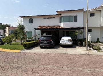Casa de 3 habitaciones, Corregidora · Tu Casa de Pueblo Nuevo, Queretaro Te Espera Amplia, en Excelente Estado