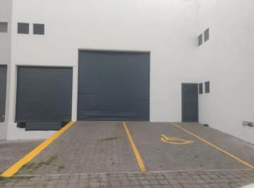 1 · Bodega en Renta de 500 m² con Ubicación Privilegiada, a 50 m de 5 de Febrero