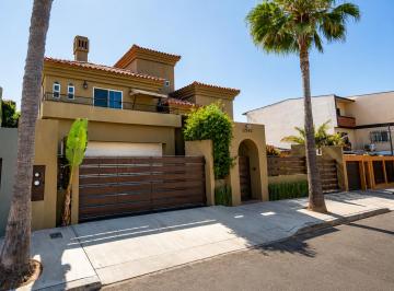Casa de 5 habitaciones, Tijuana · Casa en Venta en La Colonia Costa de Oro Tijuana Baja California