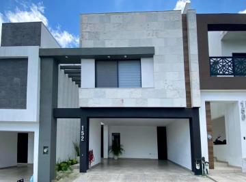 Casa de 4 habitaciones, García · Casa en Venta de 3 Niveles en Santoral 1, García, N. L.
