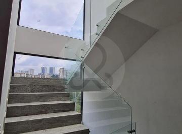 Casa · 351m² · 3 Recámaras · 6 Estacionamientos · Priv. de La Cuesta Manzana 002, 52774 Naucalpan de Juárez, Méx. : Casa en Venta en Bosque Real