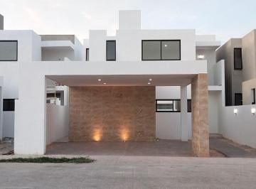 Casa · 248m² · 3 Recámaras · 2 Estacionamientos · Casa en Conkal