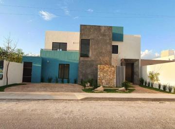 Casa · 211m² · 3 Recámaras · 2 Estacionamientos · Casa en Venta en Conkal, Conkal Yucatán