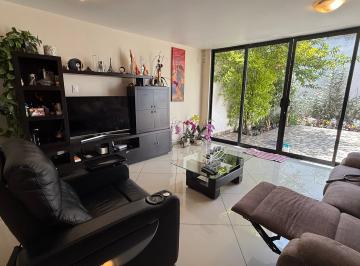 Casa de 4 habitaciones, Coyoacán · Casa en Renta en Calle Cerrada en Coyoacán