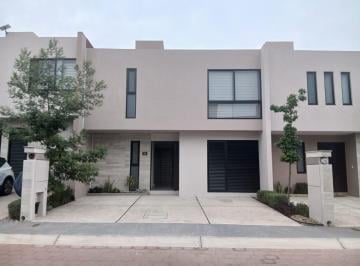 Casa en condominio · 151m² · 3 Recámaras · 2 Estacionamientos · Casa en Condominio en Altos del Marqués