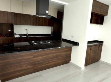 Casa de 4 habitaciones, San Andrés Cholula · Casa en Venta en Esquina Parque México – Lomas de Angelópolis