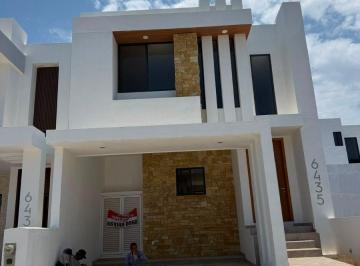 Casa de 4 habitaciones, Mazatlán · Casa en Venta en Sonterra Residencial I