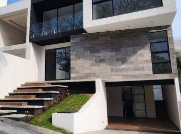 Casa de 4 habitaciones, Cuernavaca · Casa Nueva en Fraccionamiento con Vigilancia
