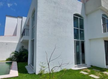 Casa · 116m² · 3 Recámaras · 2 Estacionamientos · Casa en Oaxtepec Centro