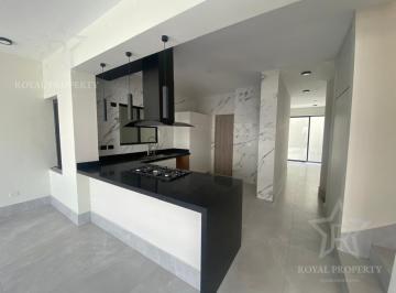 Casa · 260m² · 4 Recámaras · 2 Estacionamientos · Casa en Venta, Estricta Seguridad, Paseo del Vergel, Monterrey, Nuevo León