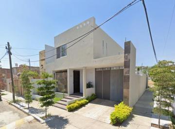 Casa de 3 habitaciones, Zapopan · Venta de Casa en Colonia El Fortin, Zapopan, Jalisco.