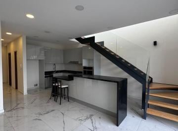Departamento · 170m² · 3 Recámaras · 2 Estacionamientos · PH en Venta en del Valle Centro con Rooftop Privado de 154 m²