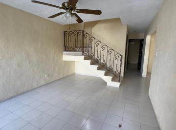 Casa · 200m² · 4 Recámaras · 1 Estacionamiento · Casa en Venta en Mérida a Dos Cuadras de Colegio Cumbres