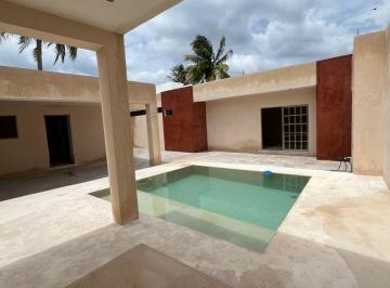 Casa de 2 habitaciones, Telchac Puerto · Casa en Venta en Playa Telchac Puerto, Yucatán