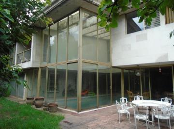Casa · 790m² · 4 Recámaras · 5 Estacionamientos · Casa en Florida