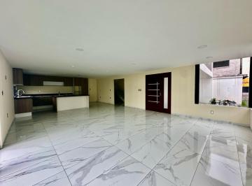 Casa en condominio · 3 Recámaras · 4 Estacionamientos · Casa Amplia en Venta en San Mateo Atenco, con Jardín, en Privada