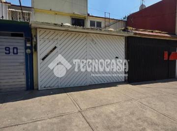Foto · Casa - Venta