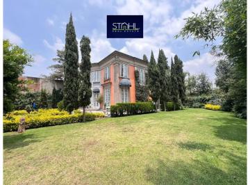 Casa · 520m² · 3 Recámaras · 4 Estacionamientos · Casa en Venta o Renta Lomas de Chapultepec