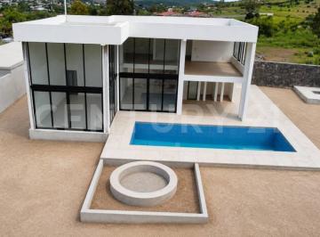Terreno / Lote · 290m² · 2 Recámaras · 10 Estacionamientos · Casa Campestre en Venta. Los Cues, Huimilpan, Qro.
