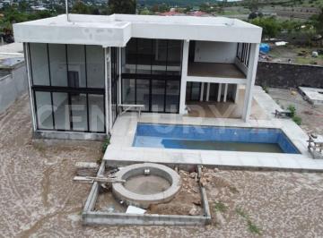 Terreno / Lote · 290m² · 2 Recámaras · 10 Estacionamientos · Casa Campestre en Venta. Los Cues, Huimilpan, Qro.