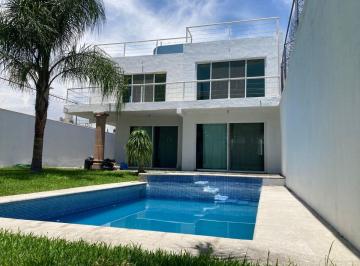 Casa de 3 habitaciones, Cuautla · Casa con 330 m² de Terreno y 3 Recámaras en Venta y Renta a 3 Min de Plaza Atrios, Cuautla