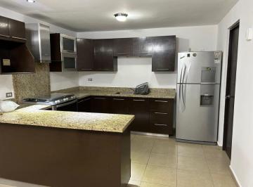 Casa de 3 habitaciones, General Escobedo · Atractiva Casa en Privada.