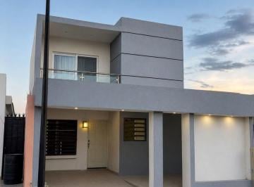 Casa · 7565m² · 3 Recámaras · 1 Estacionamiento · Bonita Casa en Renta en Fracc. Las Palmas X (Zona Norte)