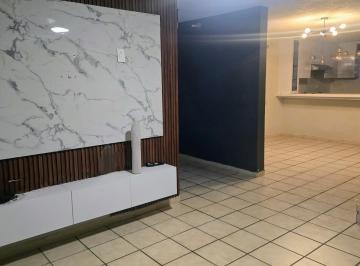 Casa · 3 Recámaras · 2 Estacionamientos · Casa en Cumbres