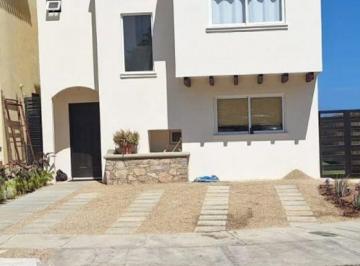 Casa en Renta de 3 habitaciones · Ubicación Clave en San José del Cabo