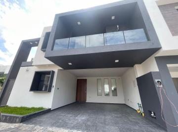 Casa de 3 habitaciones, Xalapa · Casa en Venta en Xalapa