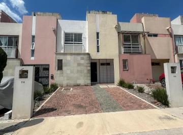 Casa · 103m² · 3 Recámaras · 2 Estacionamientos · Casa en Renta en Bosque de Sanctorum, Cuautlancingo