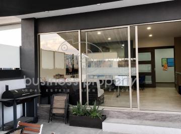 Casa · 297m² · 3 Recámaras · 3 Estacionamientos · Hermosa Casa en Las Vilas, Lomas de Atizapán