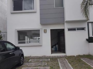 Casa · 142m² · 3 Recámaras · 2 Estacionamientos · Casa en Venta Grand Reserva Gran Oportunidad