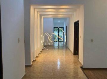 Casa en condominio · 303m² · 3 Recámaras · 2 Estacionamientos · Casa en Renta Riberas del Campestre Celaya
